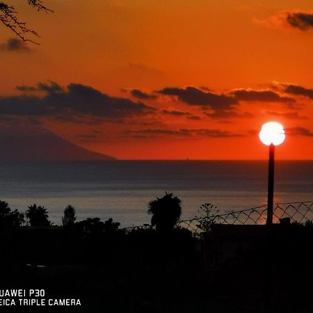 Sole E Luna Capo Vaticano Ricadi Exterior photo