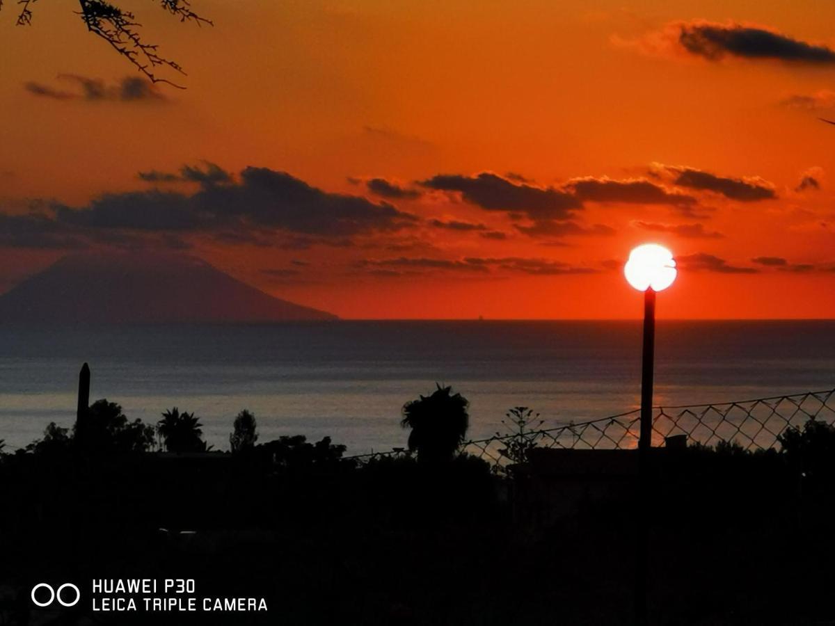 Sole E Luna Capo Vaticano Ricadi Exterior photo